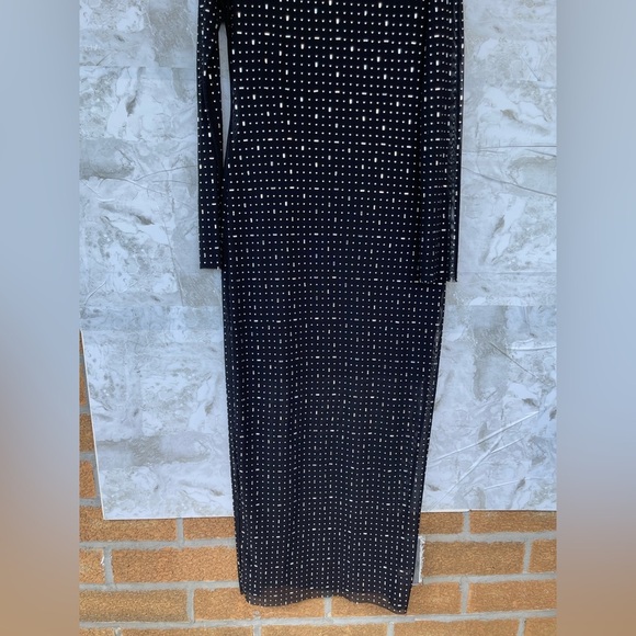 Gianni Bini
Tilly Rhinestone Mesh Crew Neck Long Sleeve Sheath Dress S/M - Picture 8 of 11